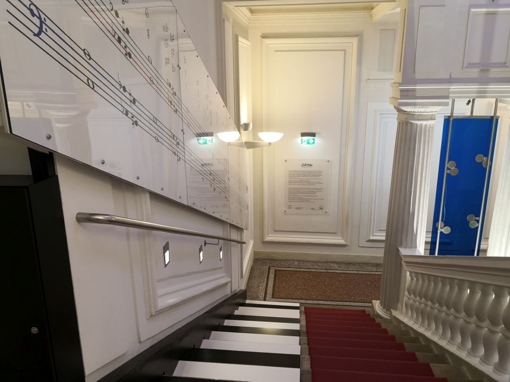 The house of music - musical stairs