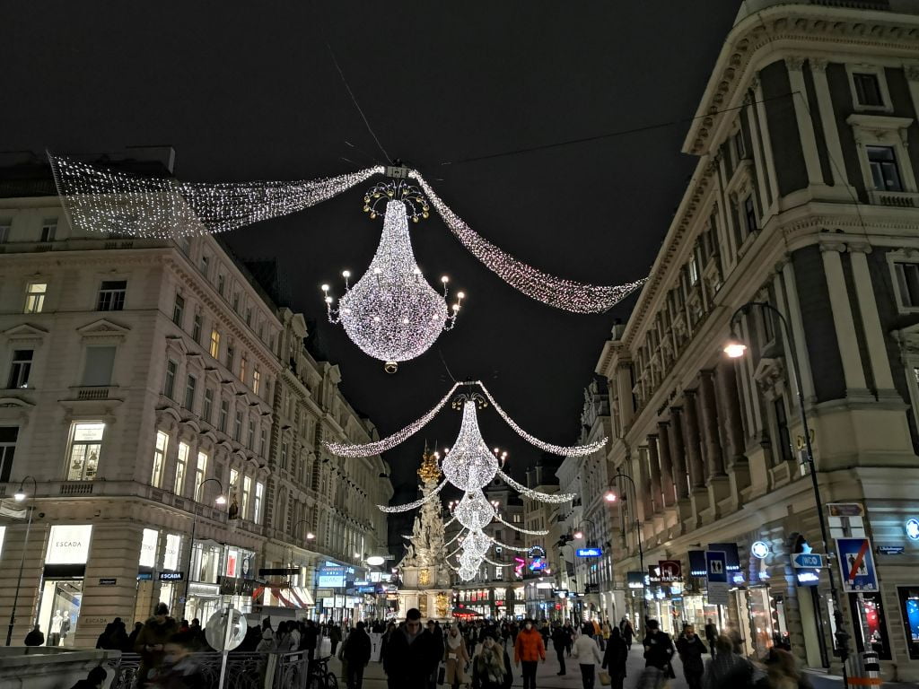 Christmas lights - Graben Street
